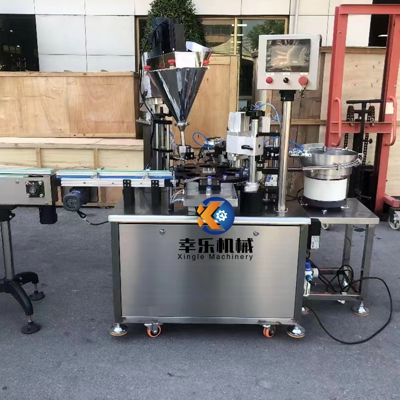 Machine pharmaceutique automatique de remplissage et de capsulage de flacons de poudre