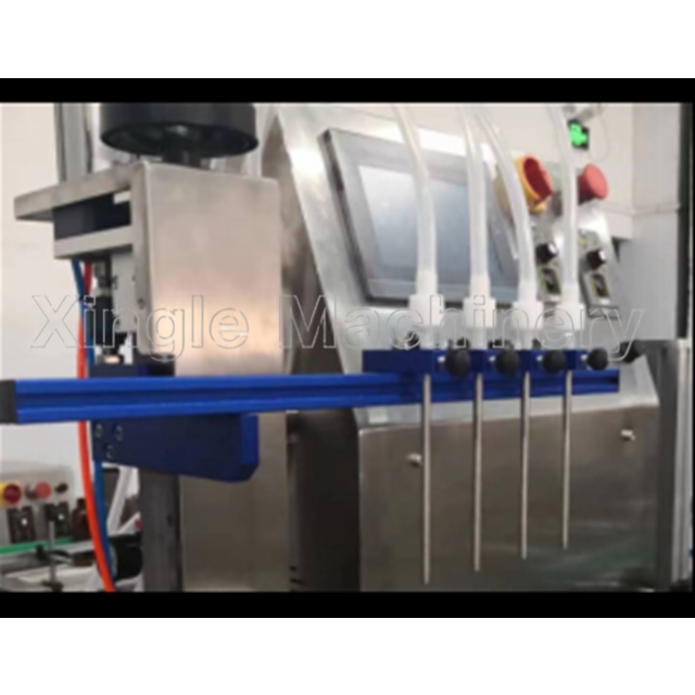 Machine de capsulage et d'étiquetage de remplissage de liquide de bureau à 4 têtes