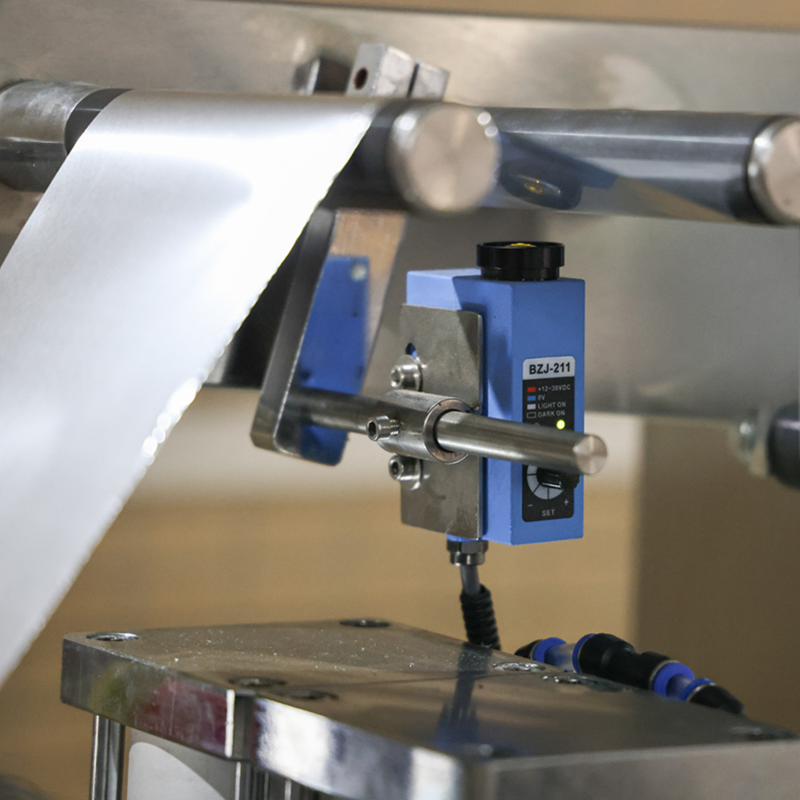 Petite machine d'emballage sous blister multifonctionnelle en aluminium