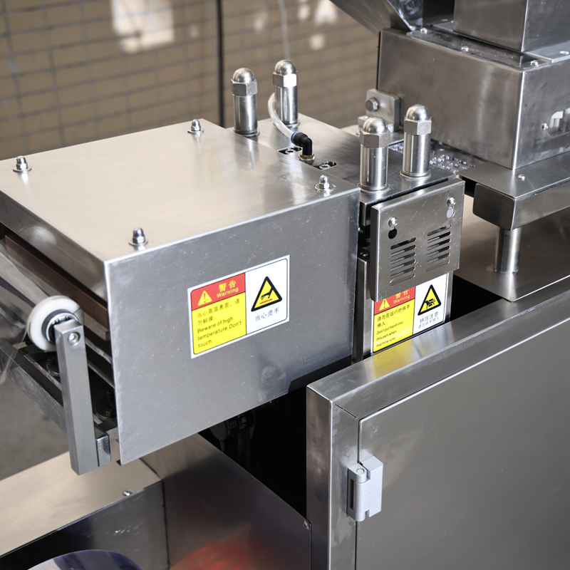 Petite machine d'emballage sous blister multifonctionnelle en aluminium